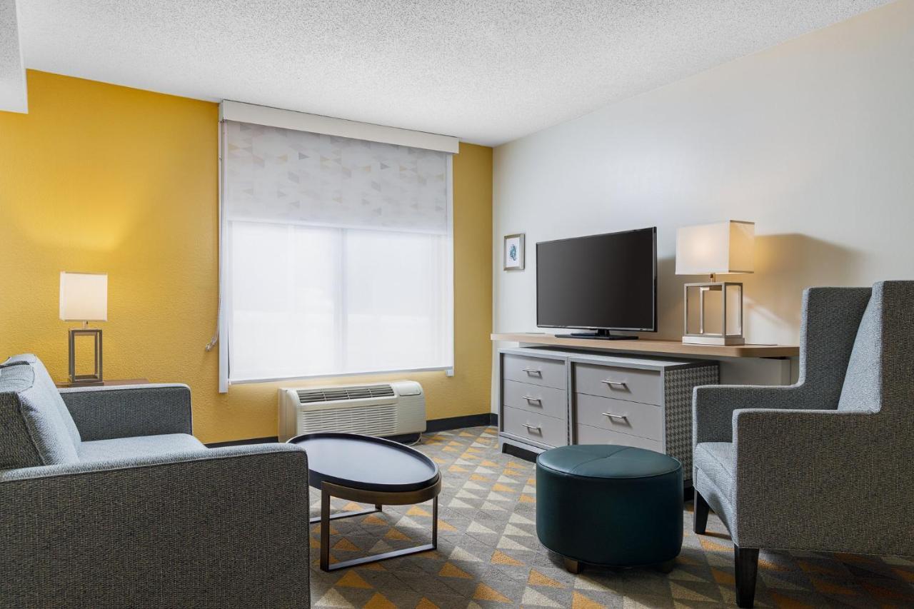 Holiday Inn Cleveland By Ihg Εξωτερικό φωτογραφία