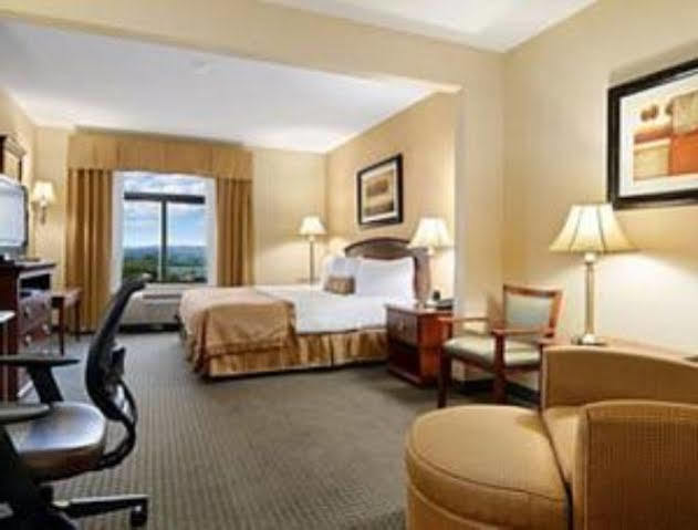 Holiday Inn Cleveland By Ihg Εξωτερικό φωτογραφία